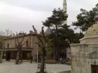 Şems-i Tebriz Türbesi
