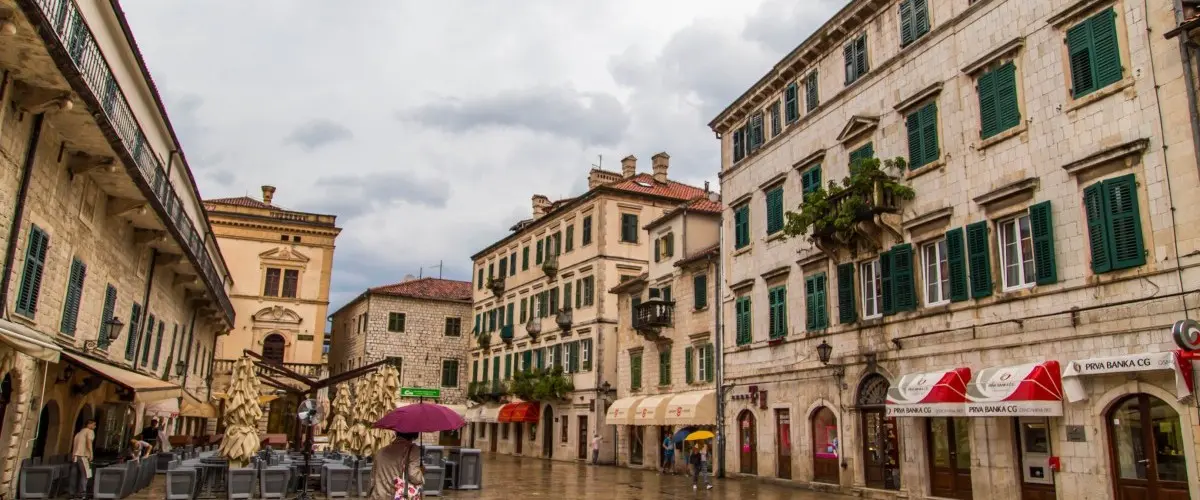 Stari Grad (Kotor Eski Şehir)