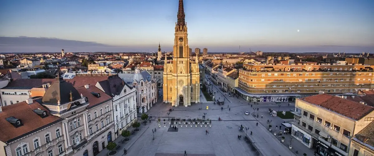 Novi Sad Özgürlük Meydanı