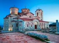 Aziz Clement ve Panteleimon Kilisesi