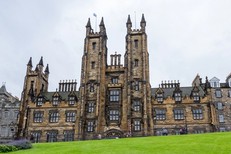 Edinburgh Üniversitesi