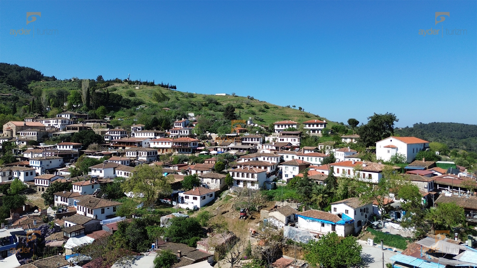 İzmir - Kuşadası - Şirince - Çeşme - Alaçatı - Eski Foça Turu