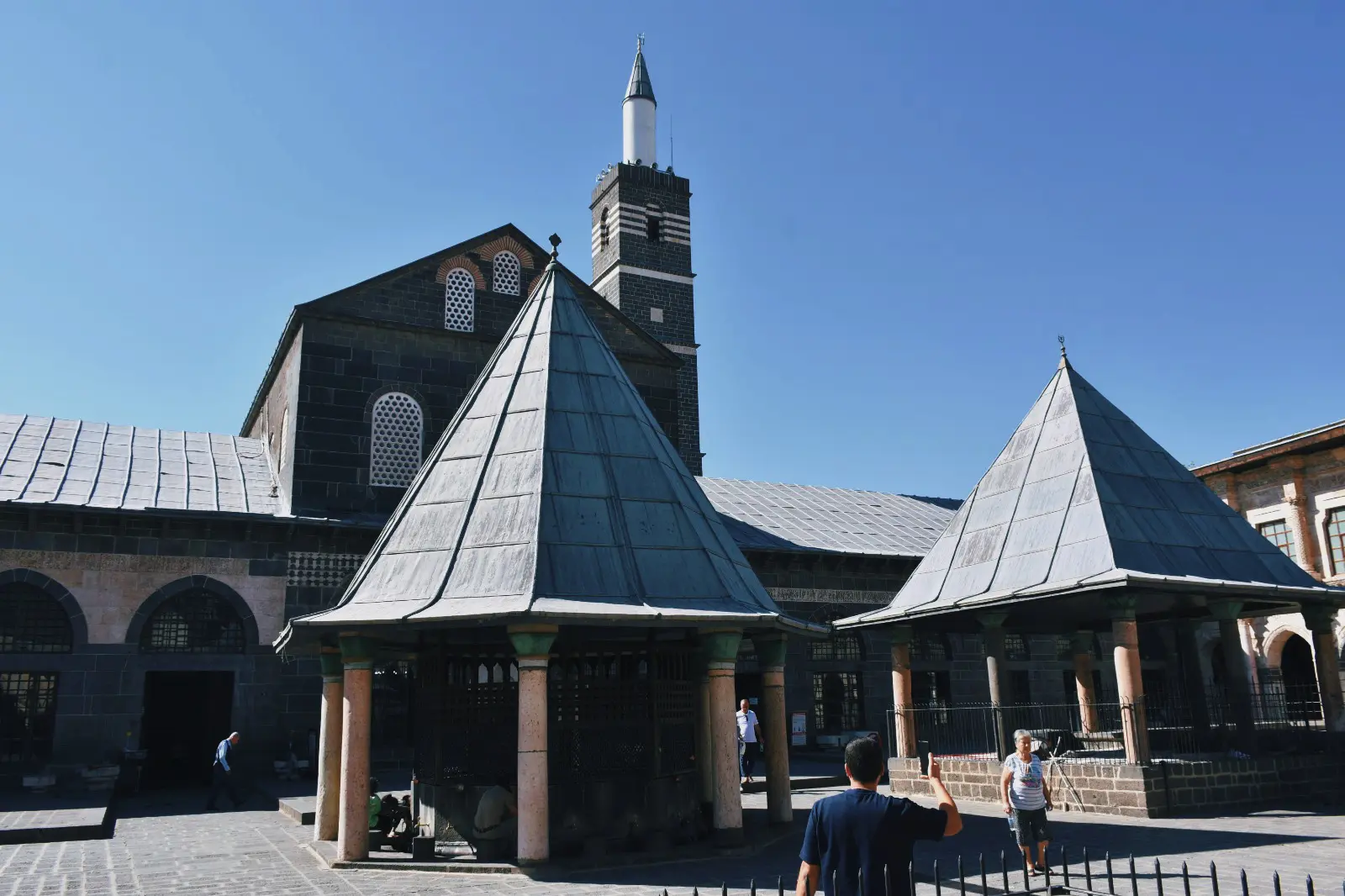 Uçaklı Butik Şanlıurfa - Diyarbakır - Mardin Turu