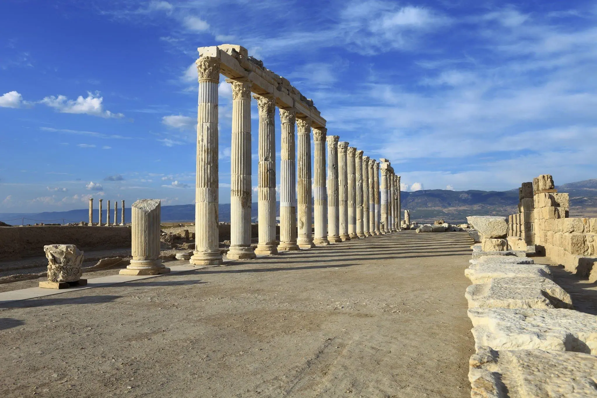 Pamukkale - Hierapolis – Laodikeia – Buldan - Bağbaşı Yaylası Turu