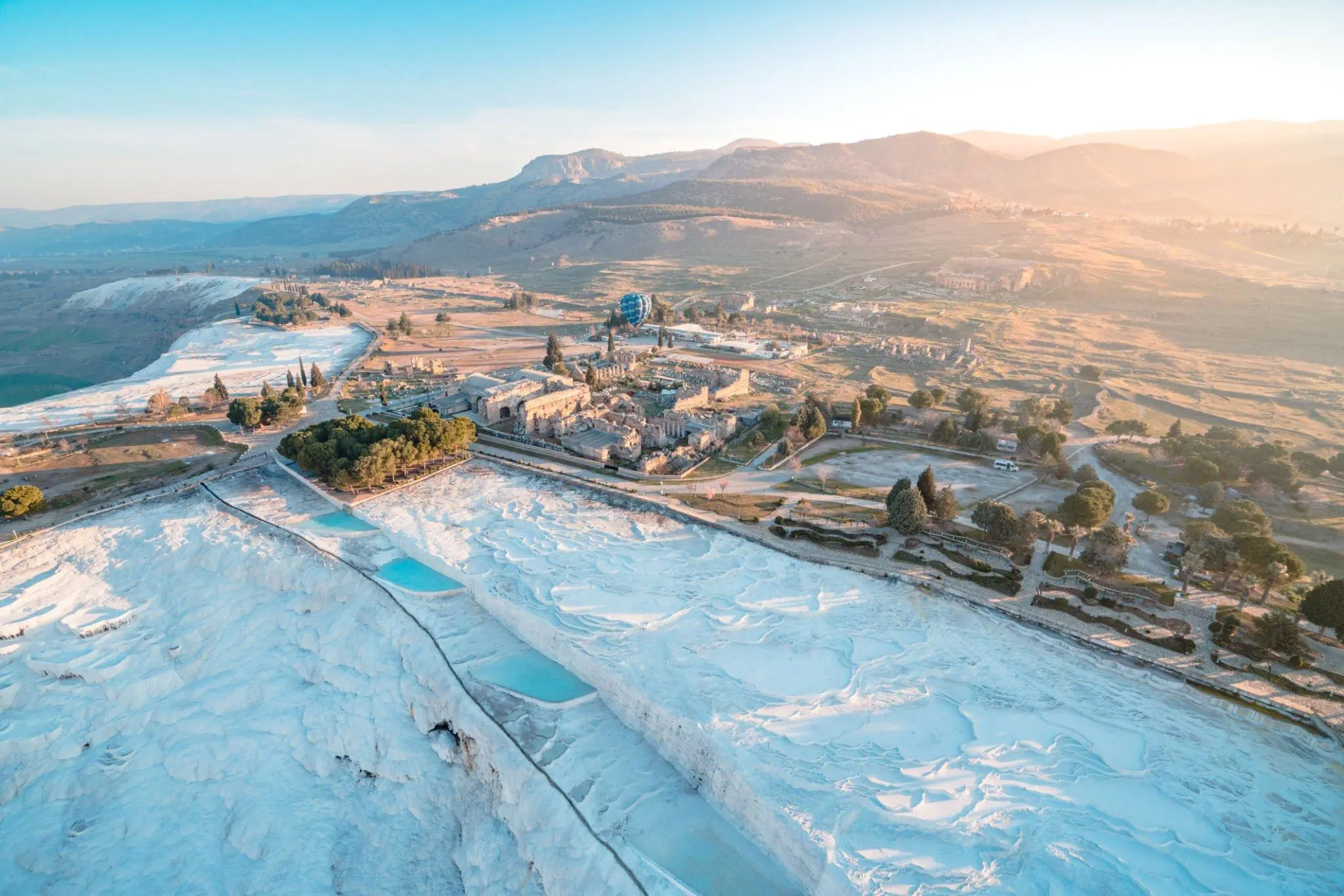 Pamukkale - Hierapolis – Laodikeia – Buldan - Bağbaşı Yaylası Turu