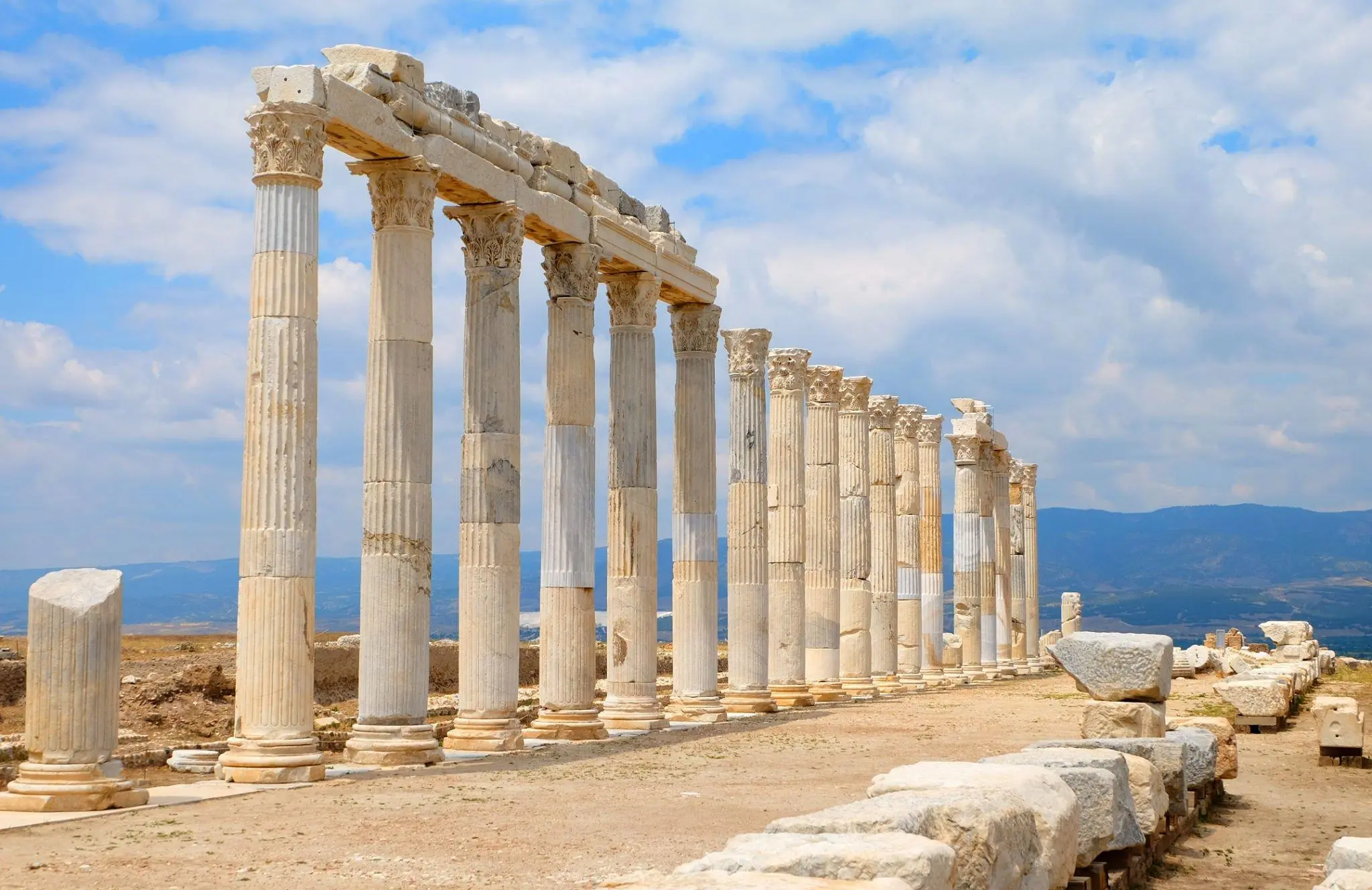 Pamukkale - Hierapolis – Laodikeia – Buldan - Bağbaşı Yaylası Turu