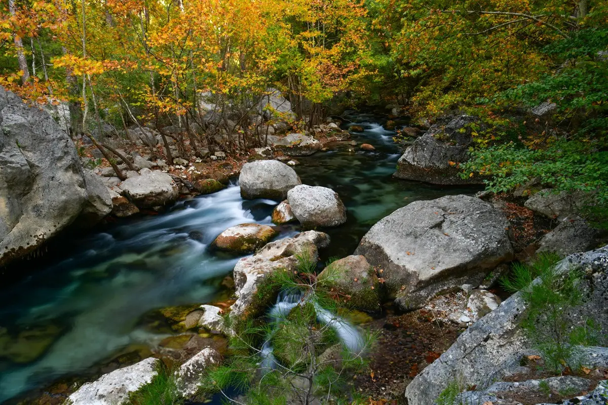 Yazılı Kanyon - Kovada Gölü - Gül Bahçeleri Turu