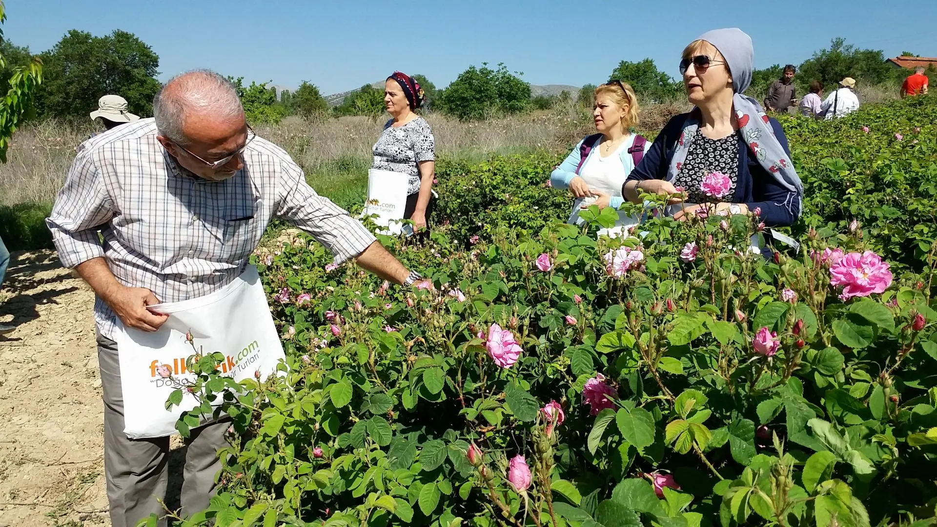 Yazılı Kanyon - Kovada Gölü - Gül Bahçeleri Turu