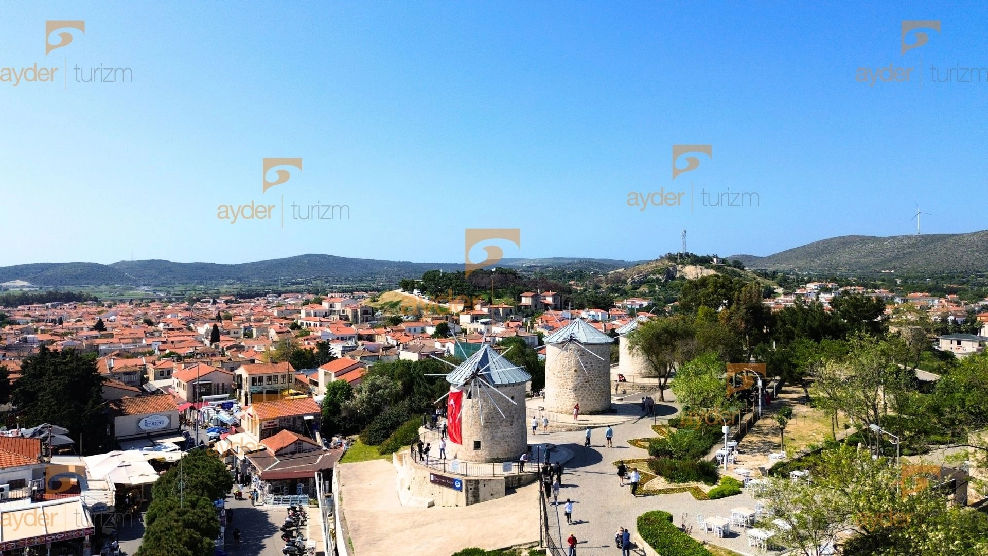 Sakız Adası Esintisi ile İzmir - Şirince - Çeşme - Alaçatı - Urla - Eski Foça Turu