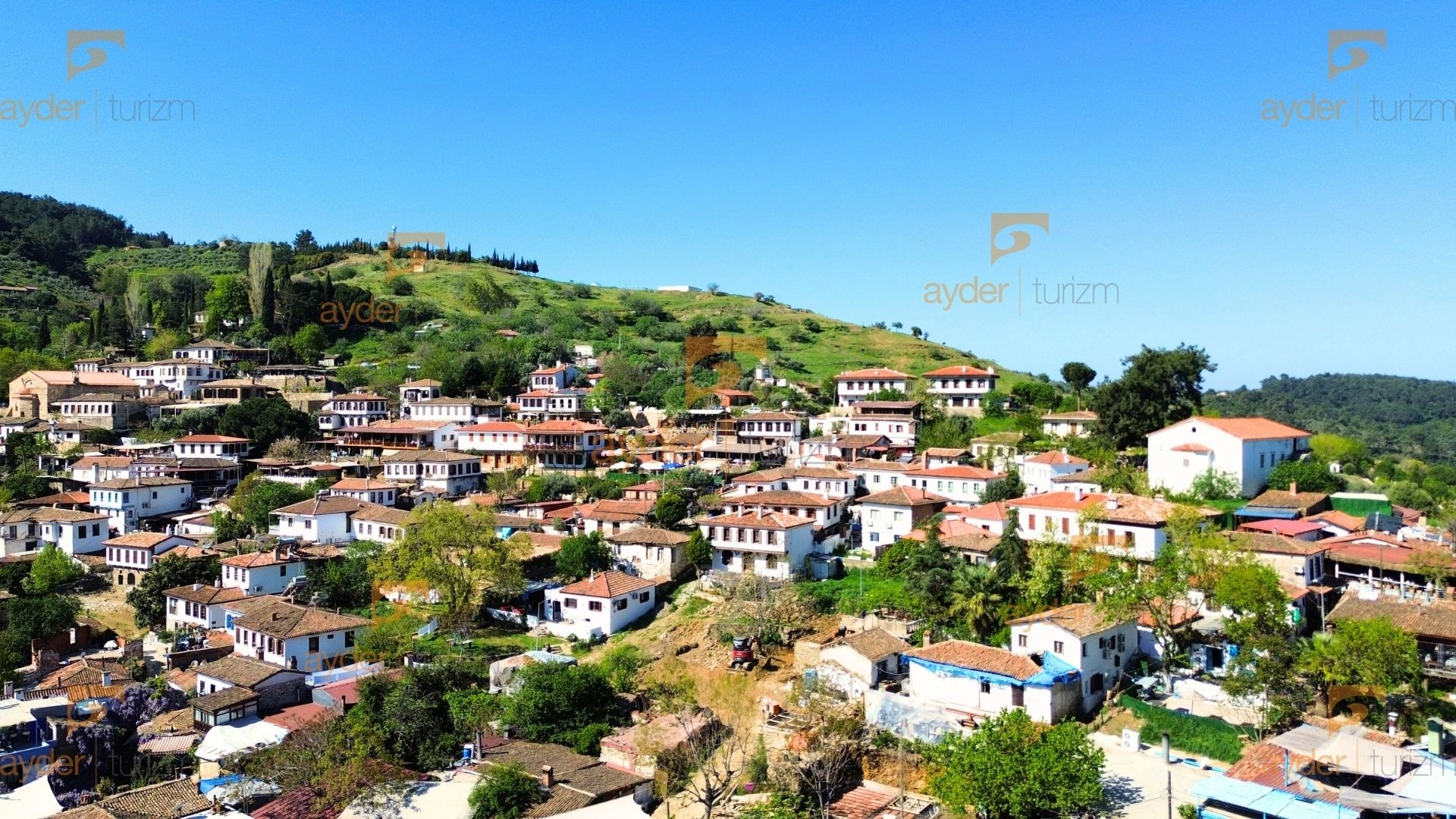 Sakız Adası Esintisi ile İzmir - Şirince - Çeşme - Alaçatı - Urla - Eski Foça Turu