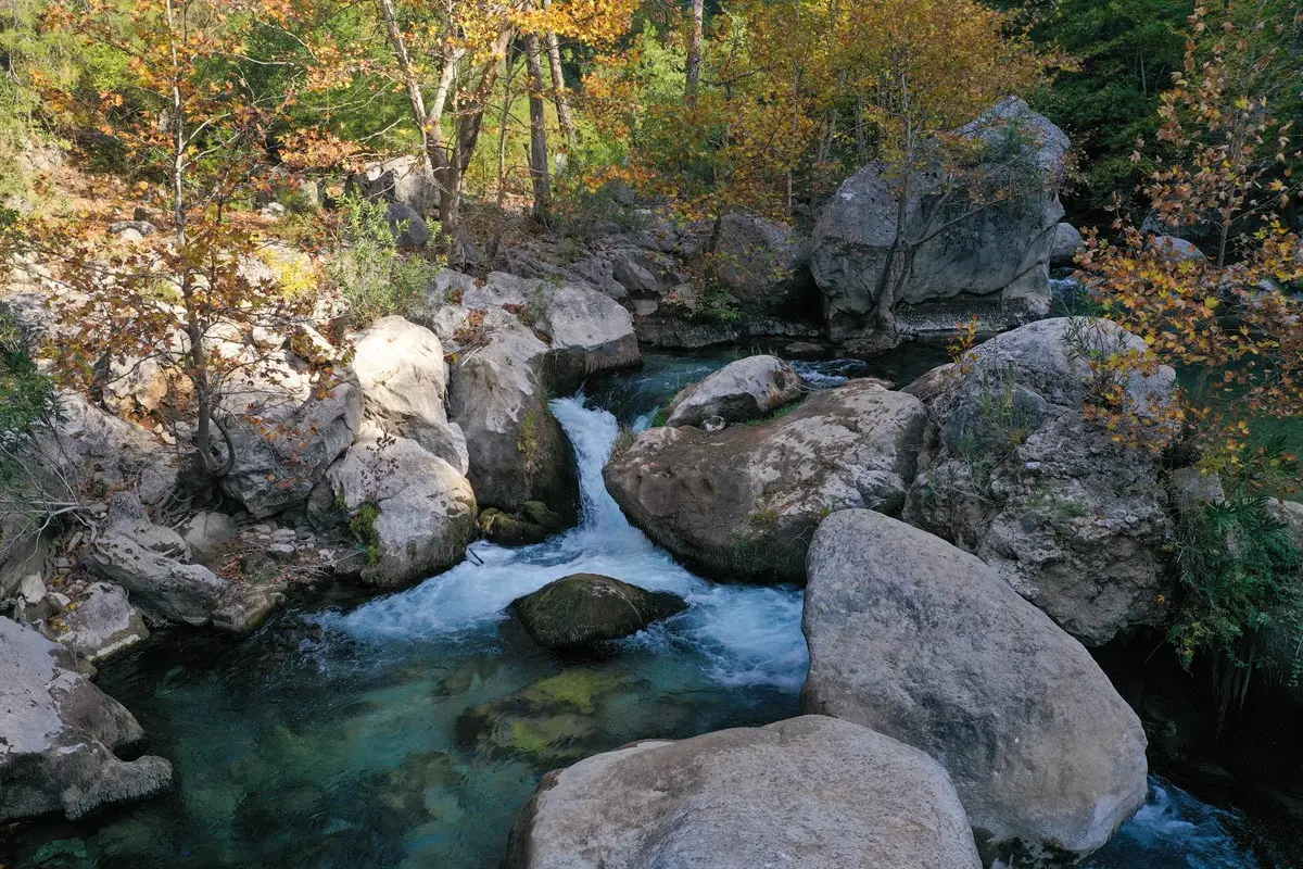 Isparta Lavanta Bahçeleri - Yazılı Kanyon ve Kovada Gölü Turu