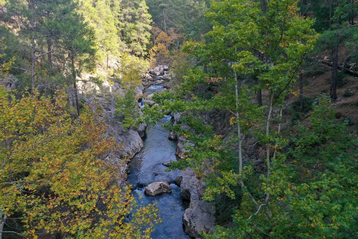 Isparta Lavanta Bahçeleri - Yazılı Kanyon ve Kovada Gölü Turu