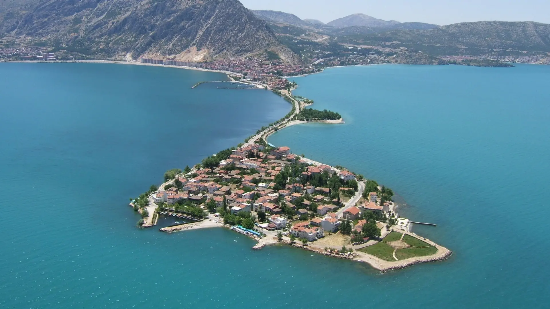 Isparta Lavanta Bahçeleri - Yazılı Kanyon ve Kovada Gölü Turu
