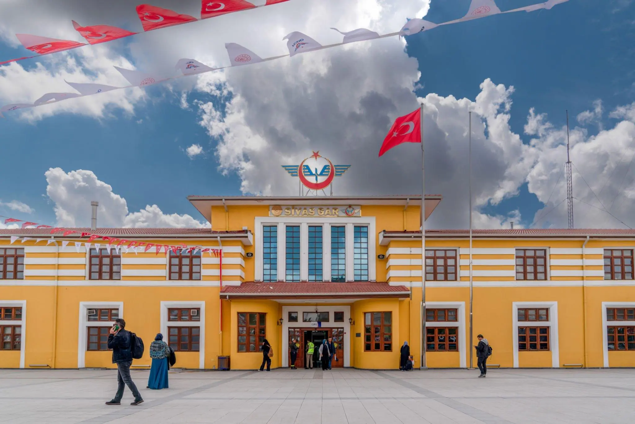 Hızlı Trenle Sivas Turu