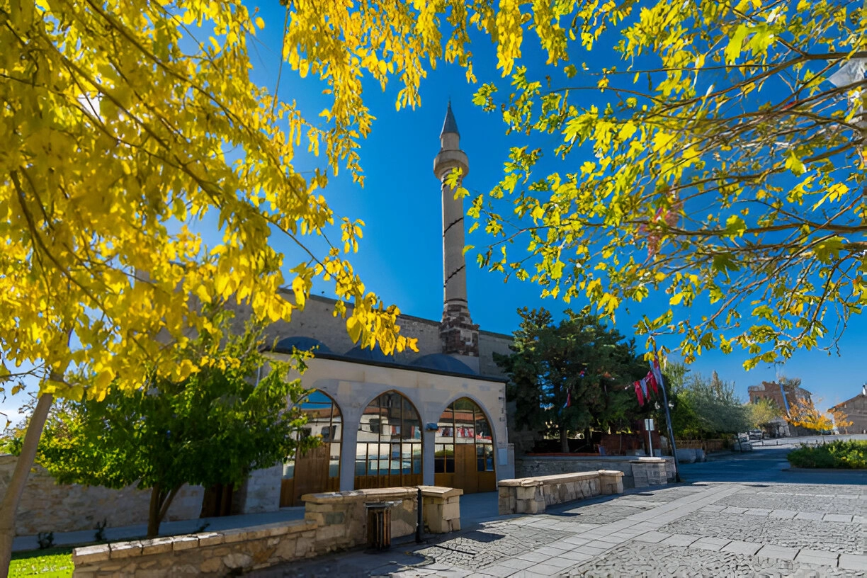 Turistik Elazığ Tatvan Ekspresi Turu