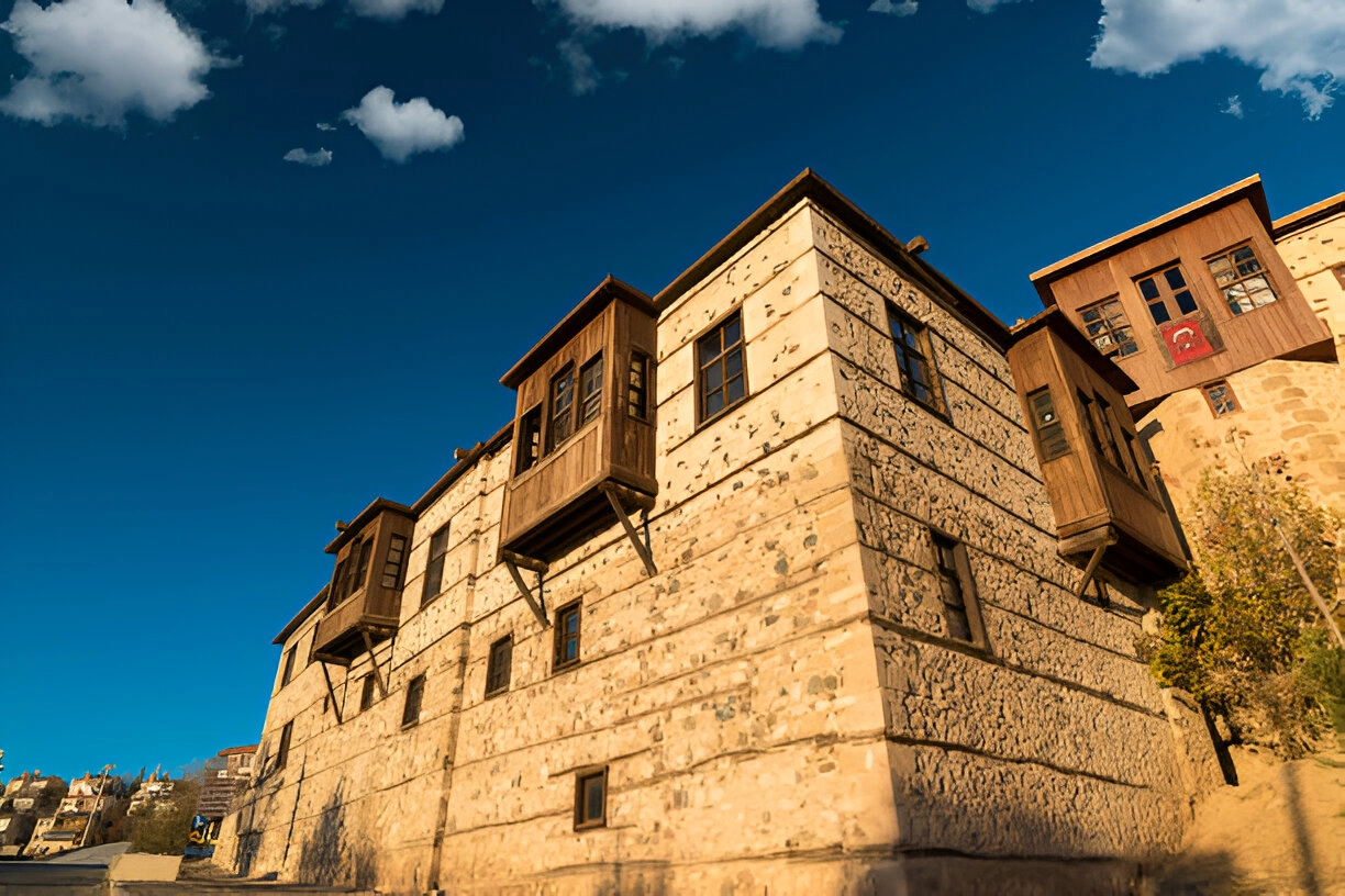 Turistik Elazığ Tatvan Ekspresi Turu