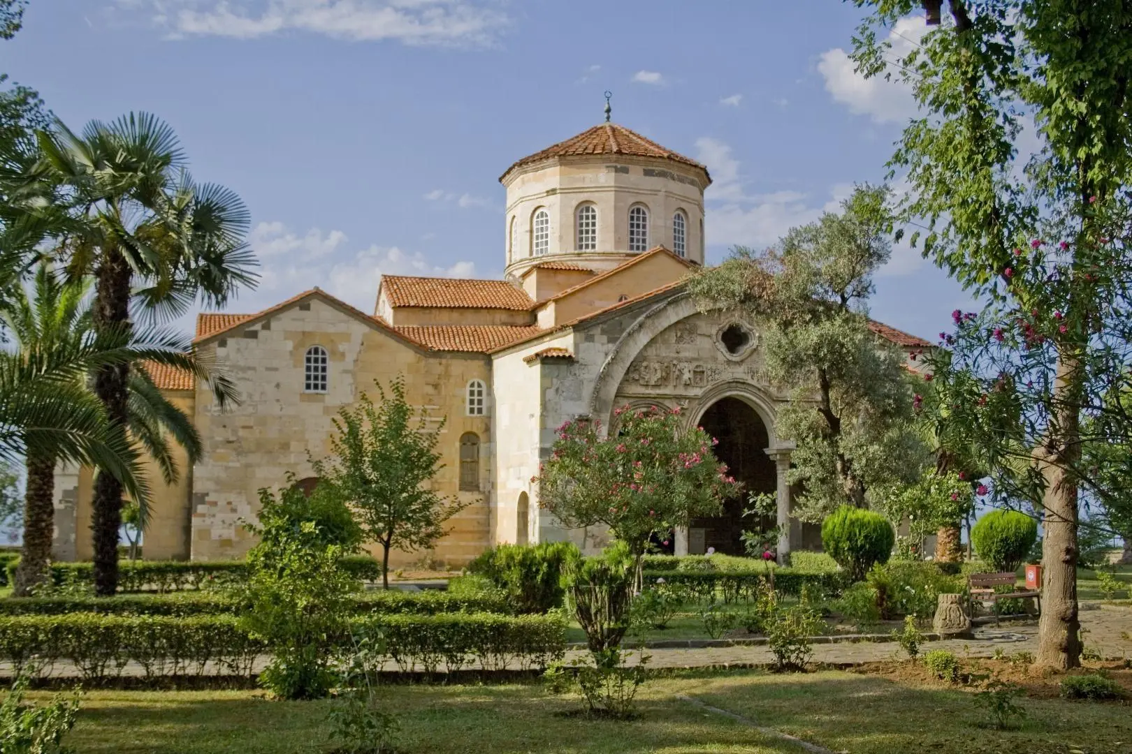 Uçaklı Doğu Karadeniz & Batum Turu