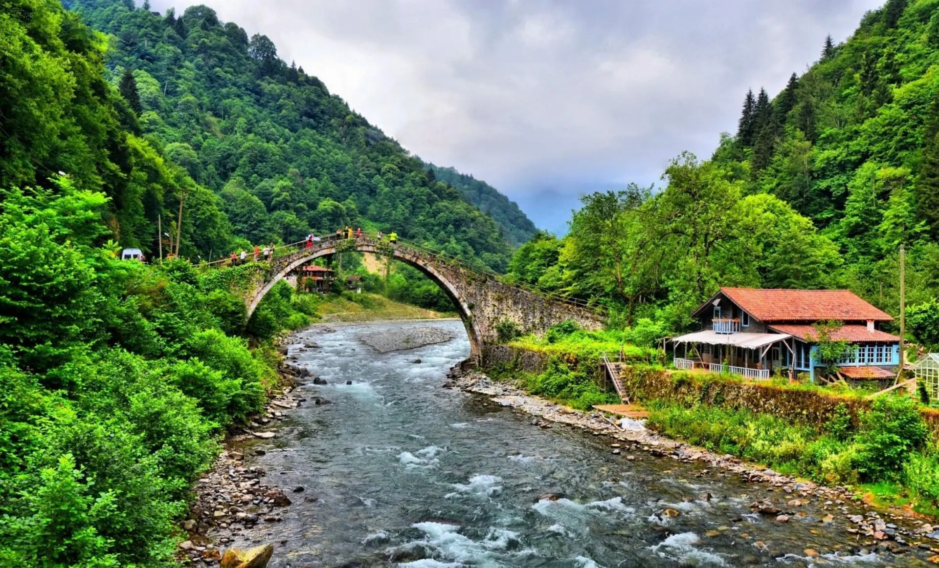 Rize Çamlıhemşin Yaylalar Turu