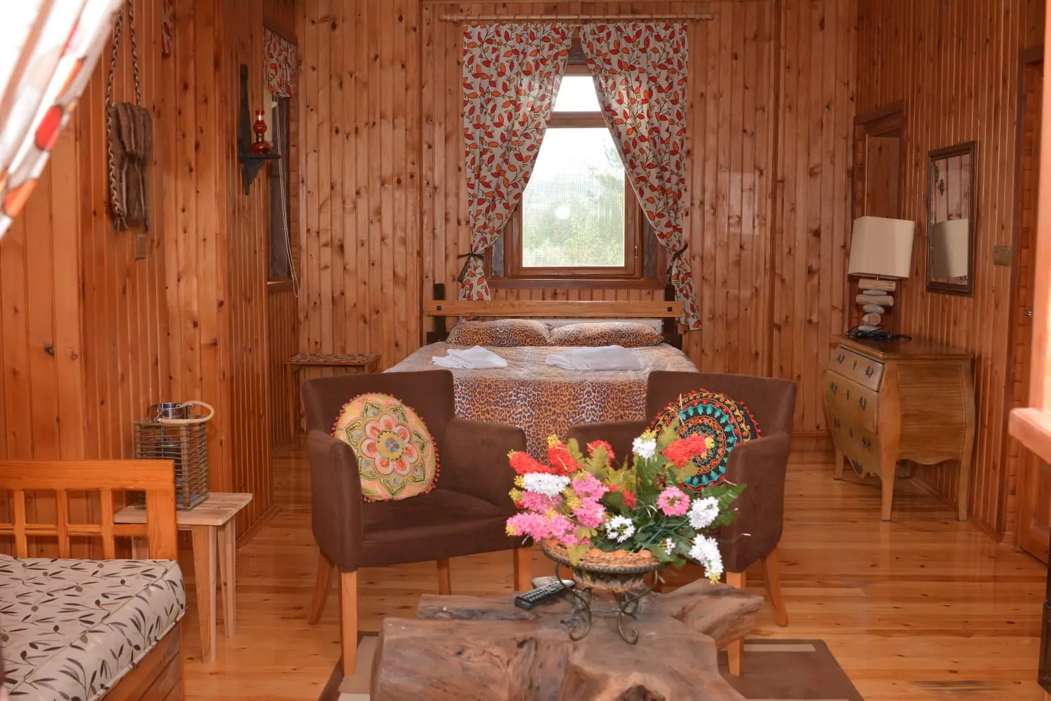 ABANT KORUDAM BUTİK OTEL