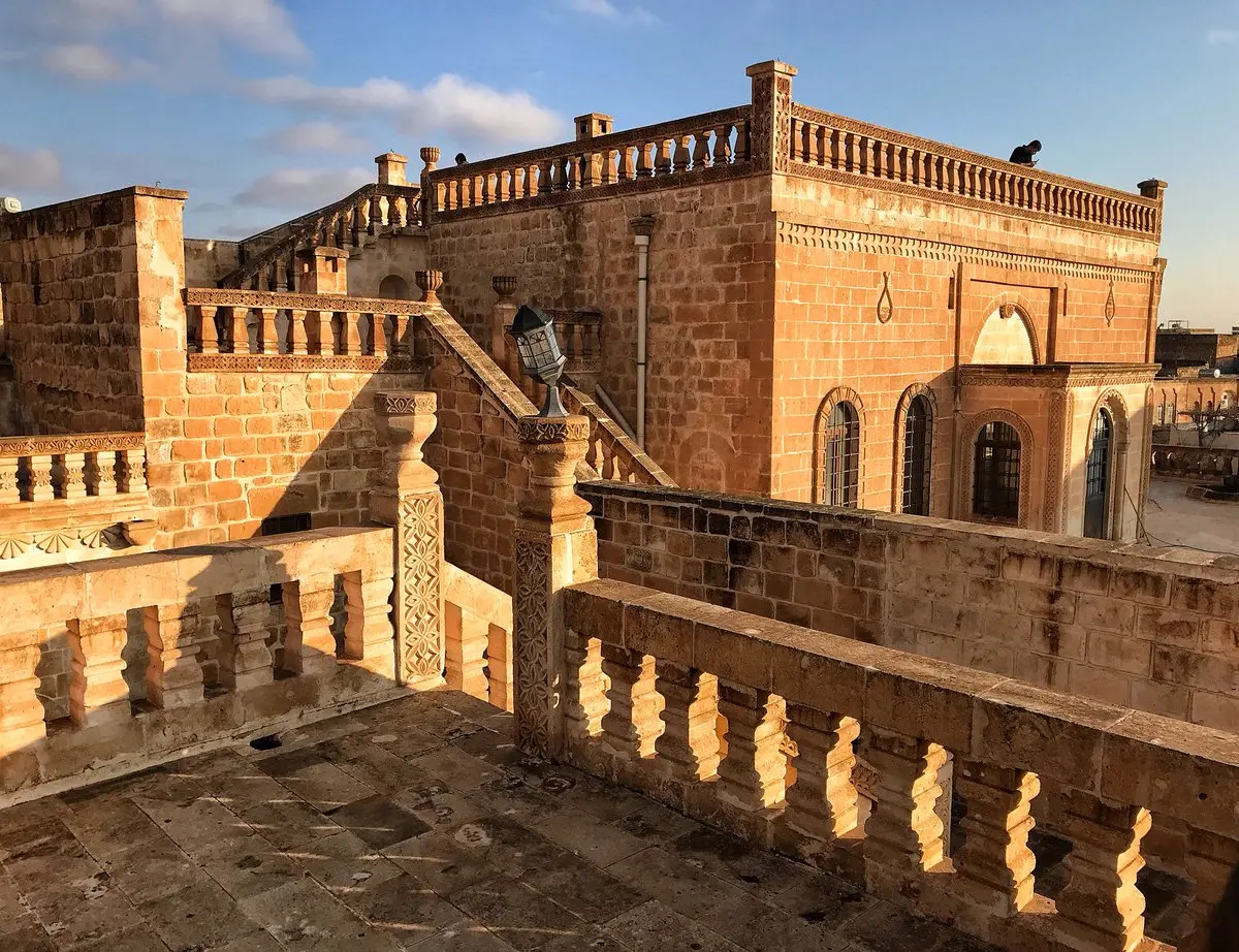 Uçaklı Diyarbakır - Mardin Turu
