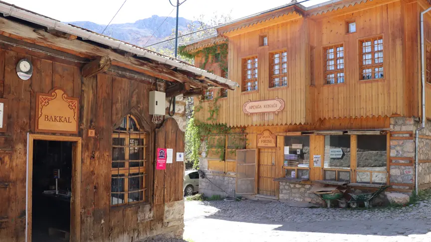 Tunceli - Kemaliye - Harput - Malatya - Darende Turu