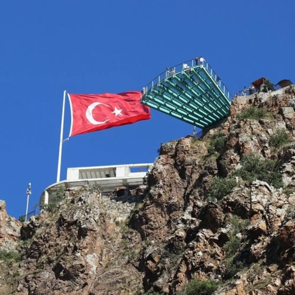 Uçaklı Doğu Karadeniz & Batum Turu
