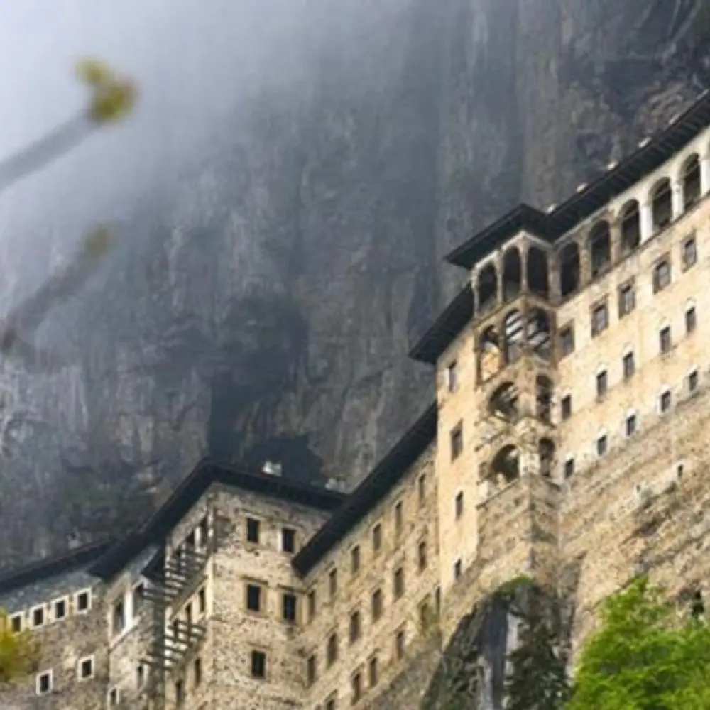 Uçaklı Doğu Karadeniz & Batum Turu