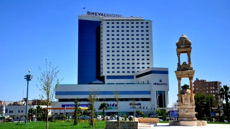 Nevali Hotel